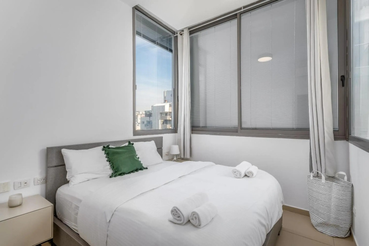Ben Gurion Area - Modern 2 BDR with balcony