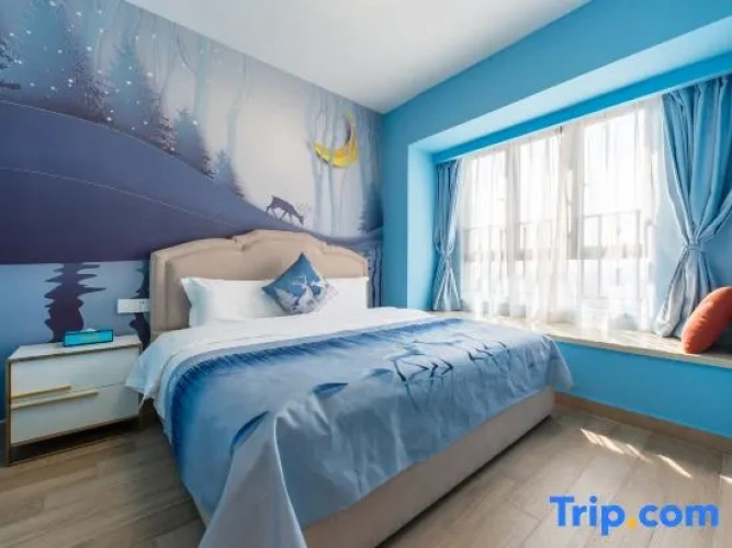 2 Bedrooms Family Suite with balcony