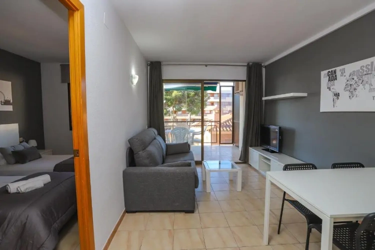 1 Bedroom Double Apartment with sea view