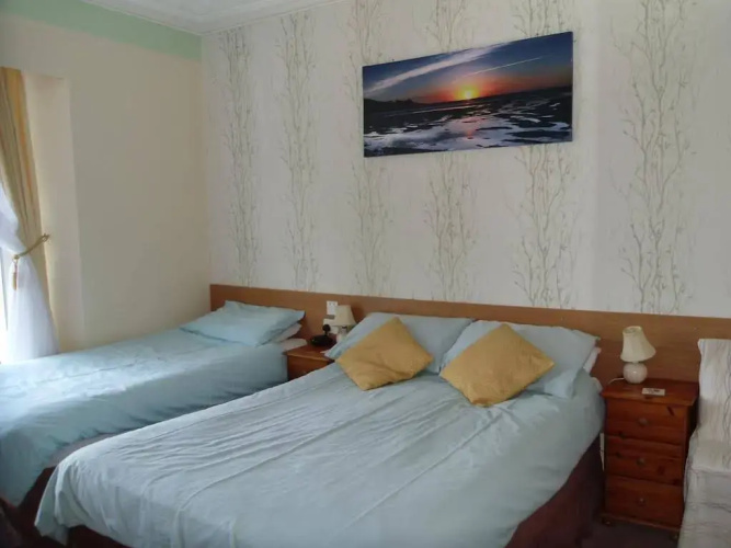 Acorn Lodge