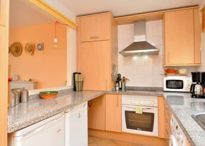 2 Bedrooms Family Apartment with mountain view