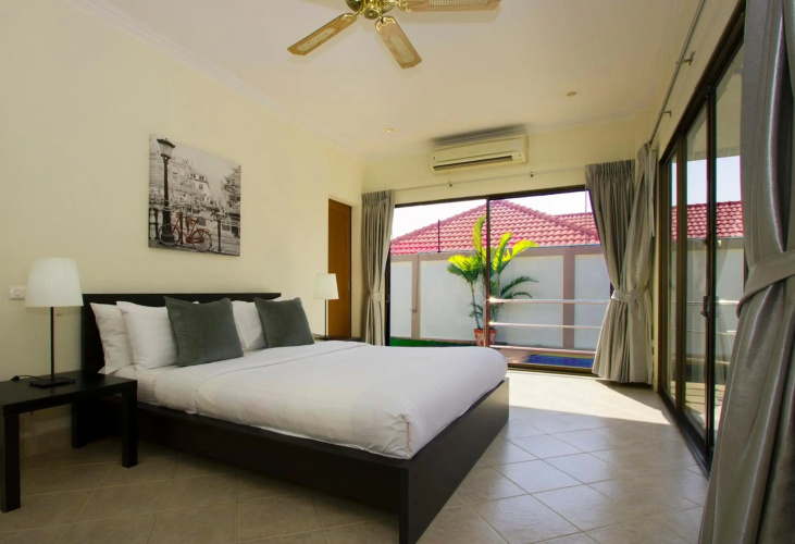 Avoca Pool Villas