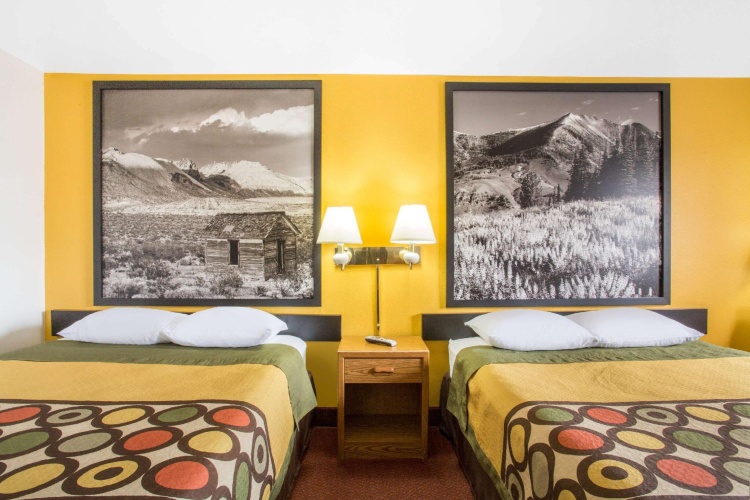 Standard Quadruple room