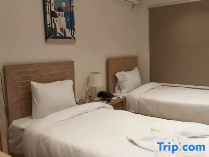 Transit64 Hotel