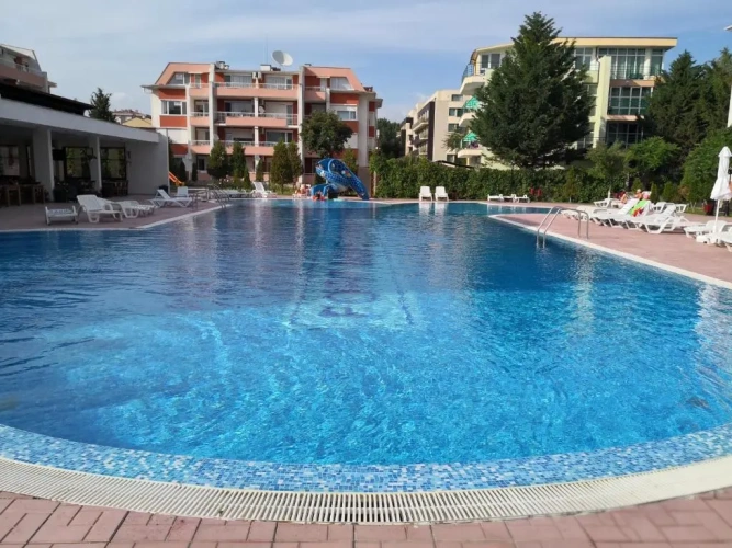 1 Bedroom Apartment with balcony