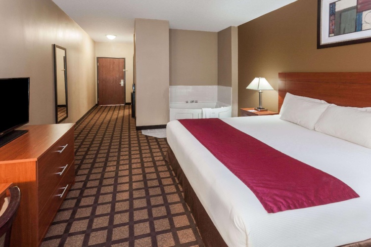 Deluxe Double Suite