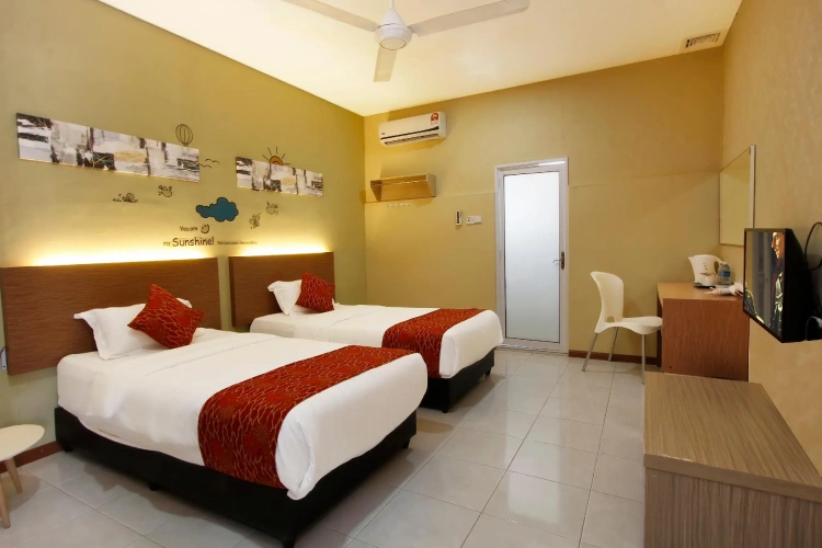 Standard Twin room