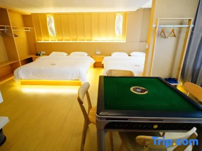 Double Suite