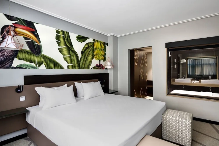 1 Bedroom Executive Double Suite