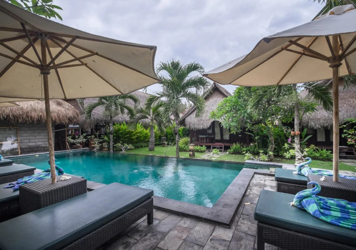 TS Hut Lembongan