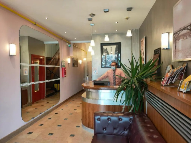 Hotel Modern'Est