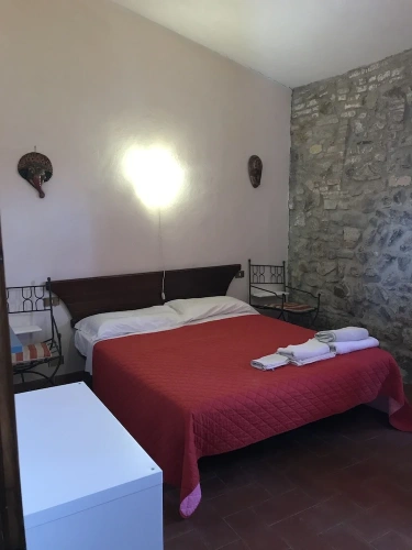2 Bedrooms Comfort Apartment with land view