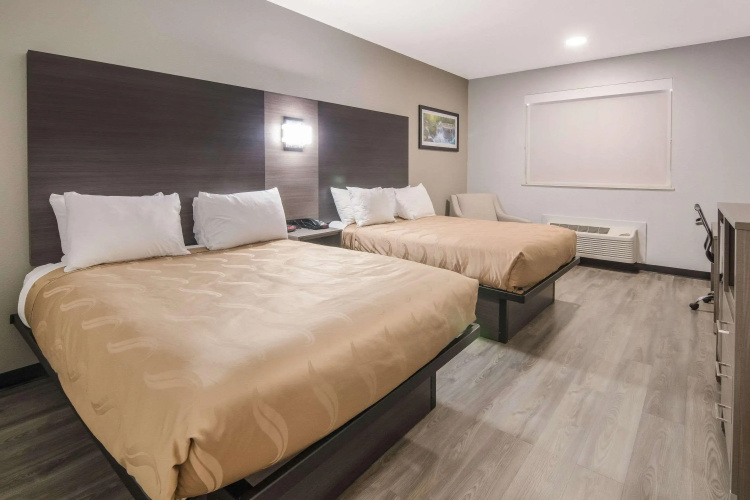 Quality Inn & Suites  Fort Worth - Fossil Creek