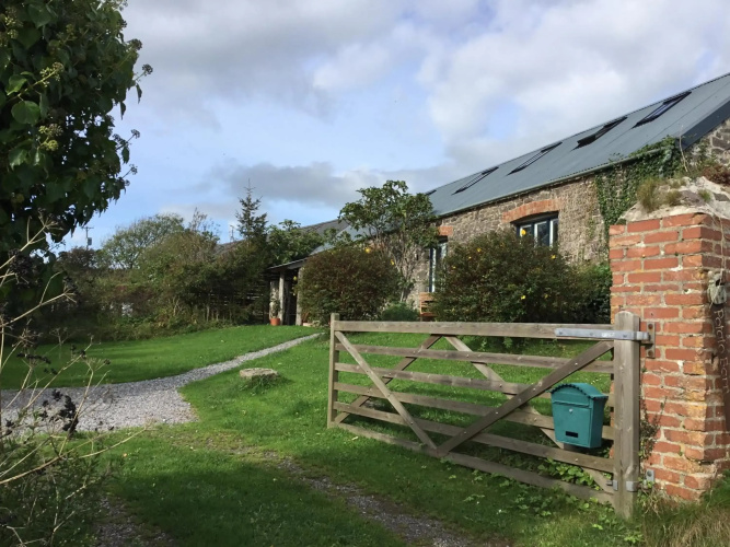 Potato, Barafundle Barns, SA71 5LS