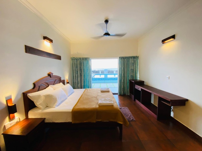 Standard Double room with view