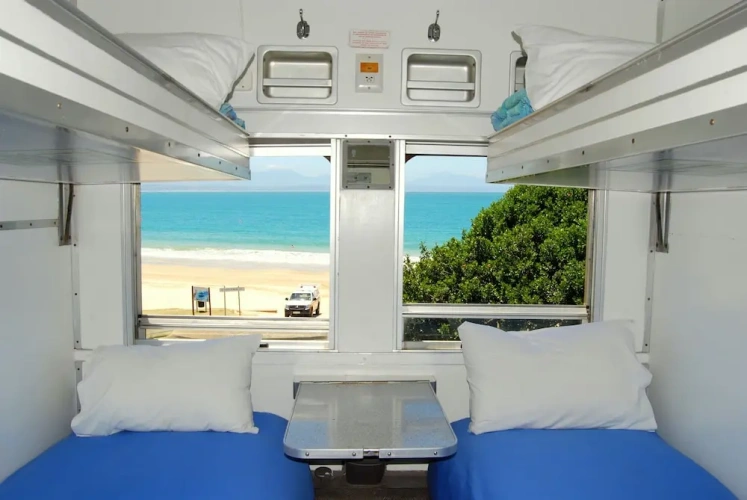 Twin Compartment