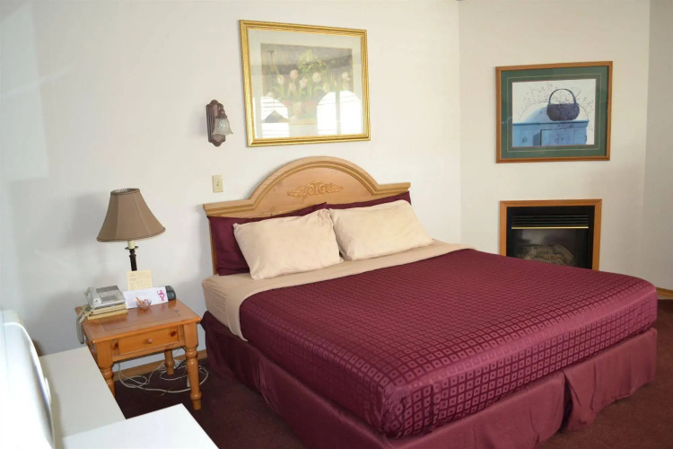 Anaco Bay Inn
