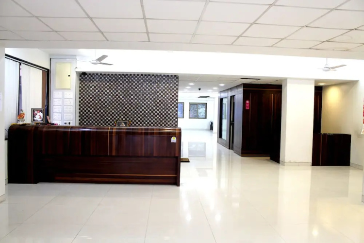 Hotel J K Palace