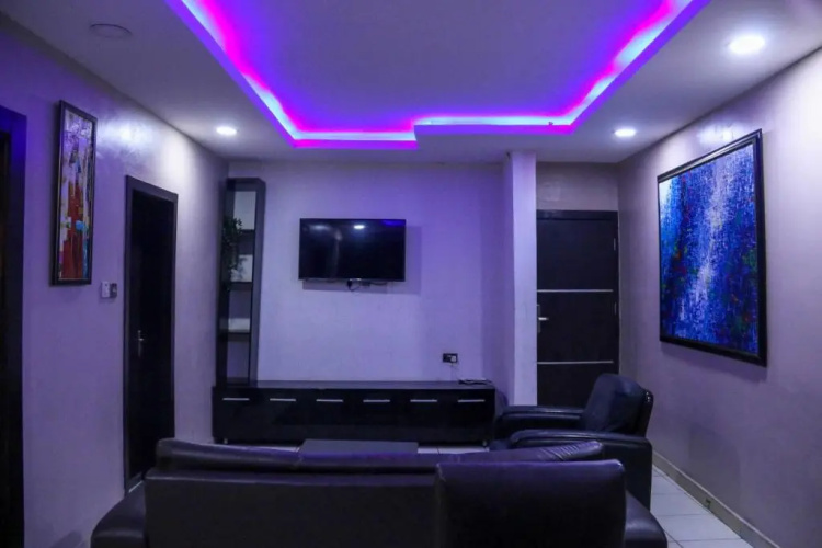 number95suites & hotel