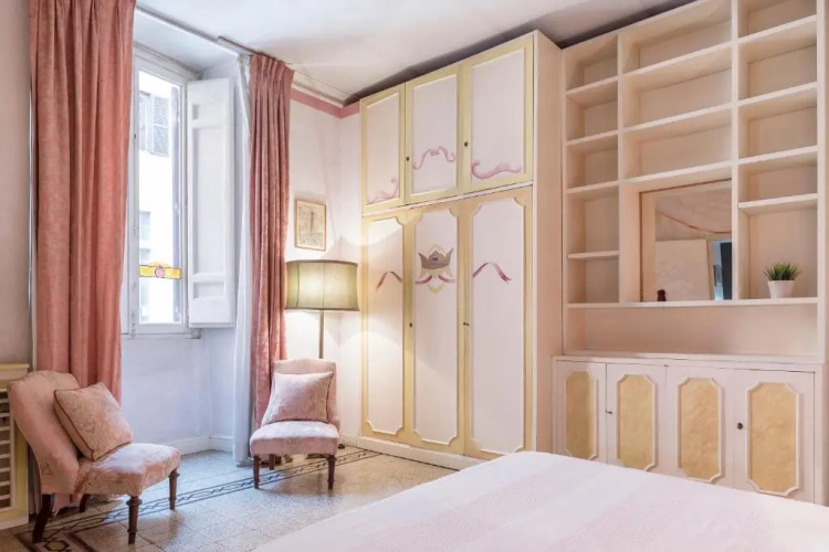 Piazza Colonna Apartment - Charme Homes