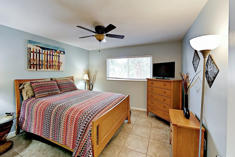Waves 20 Condo - 2 Br condo by RedAwning