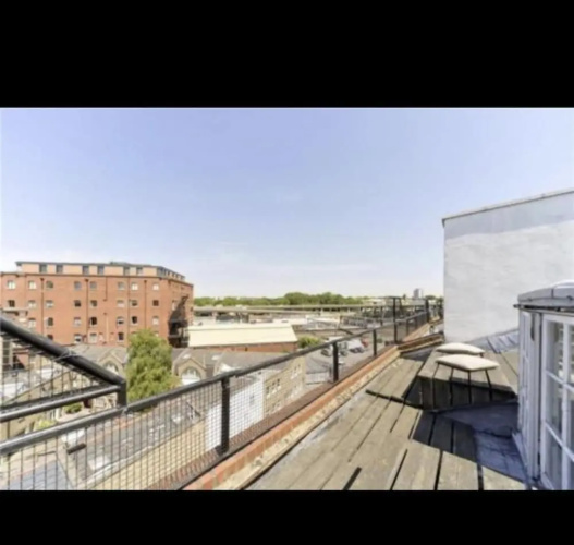 Stunning 2-bed Apartment