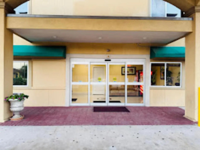 Budget Host Inn Stafford - Houston - Missouri City, TX