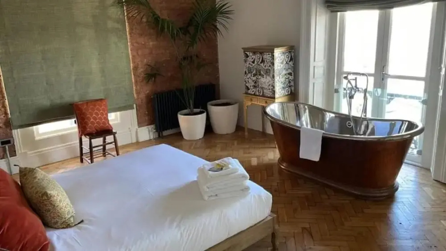 The Palm