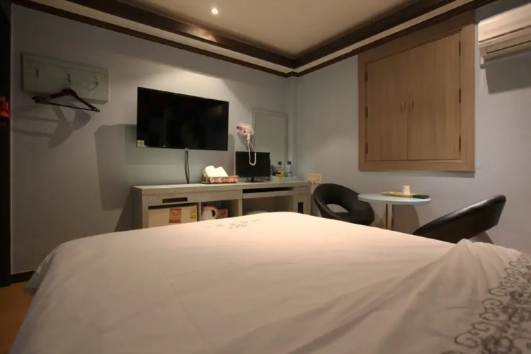 Osan the Rest Hotel