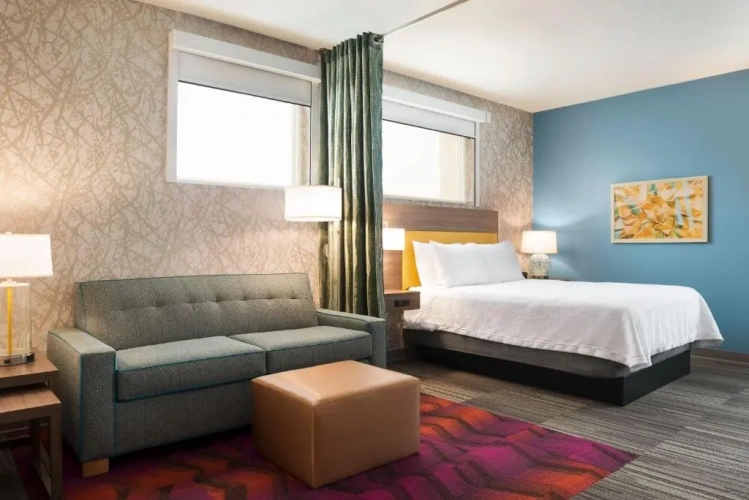 Standard Double Suite