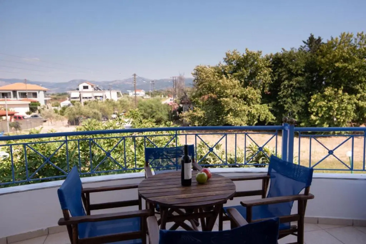Villa Avra
