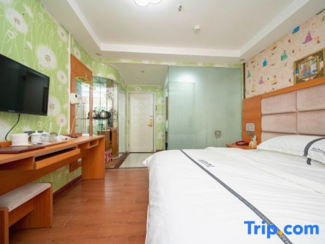 Deluxe Single room