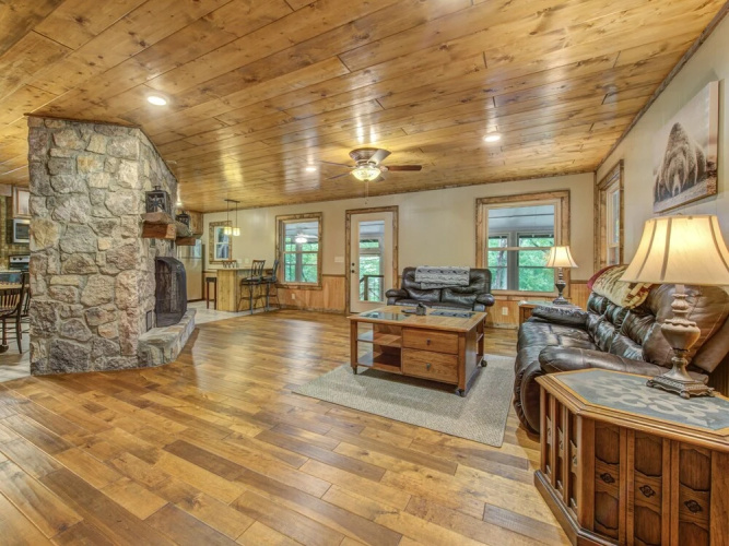 533lilbeardenbcncb - Lil Bear's Den