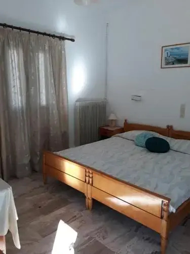 Pension Manolis