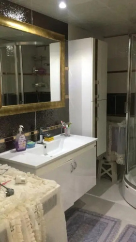 100m2 apartment, central location, free parking