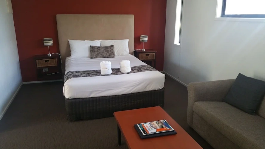 Standard Twin room with balcony
