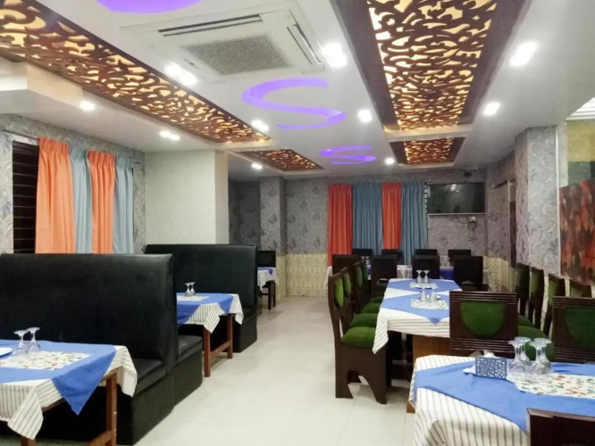 Shopnonir Hotel & Restaurant