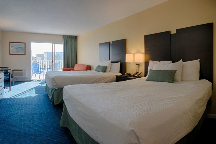 SeaLoft Oceanfront Hotel