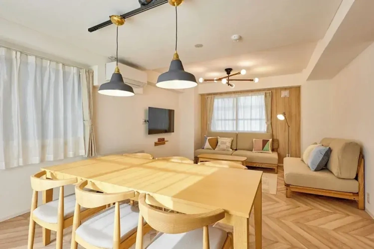 Deluxe Apartment