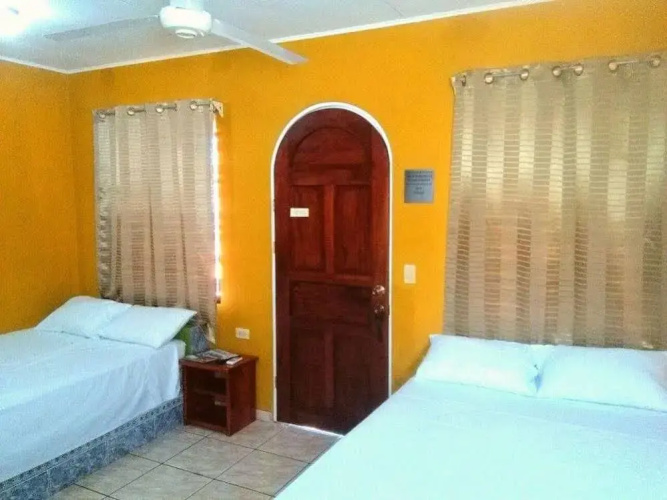 Cabinas Mansión Tropical Quepos