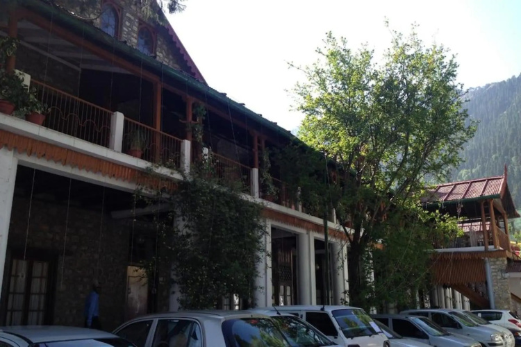 Royal Hotel
