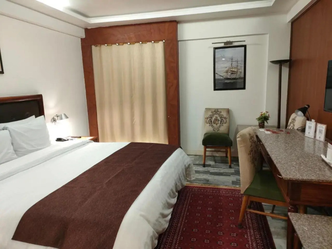 Days Inn Karachi