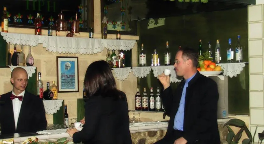 Himera Polis Hotel