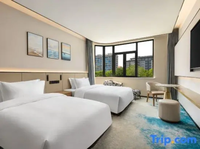 Standard Twin Family room