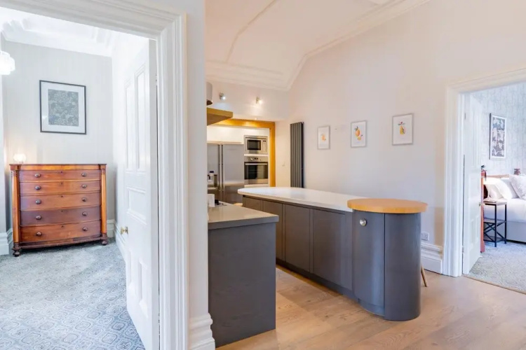 Your Apartment Mortimer Road