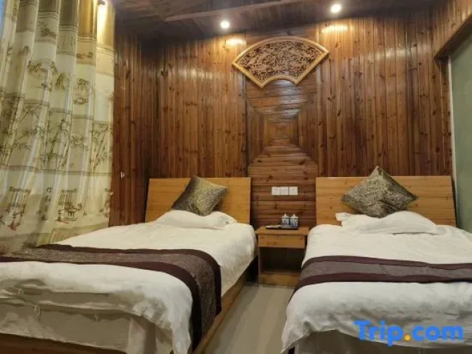 1 Bedroom Standard Twin room with river view