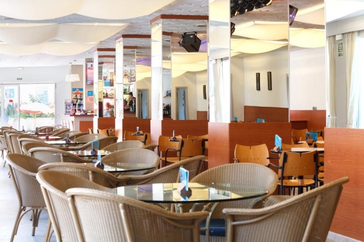 Hotel Oasis Park photo 30