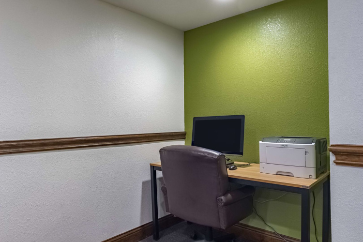 Studio 6 Plano, TX