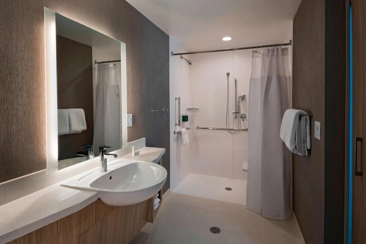 Quadruple Suite