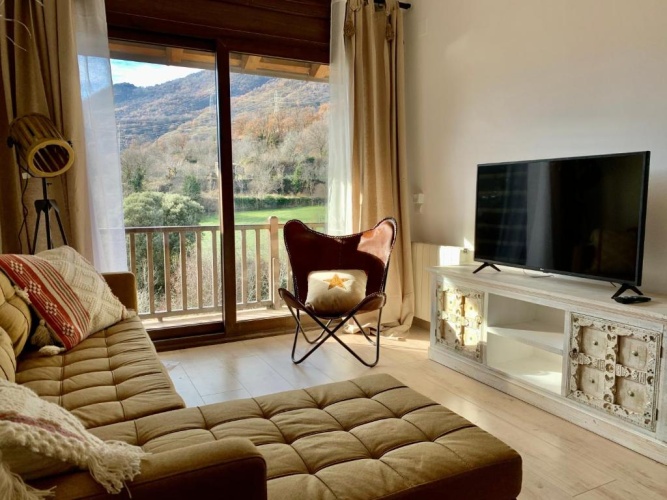 3 Bedrooms Apartment